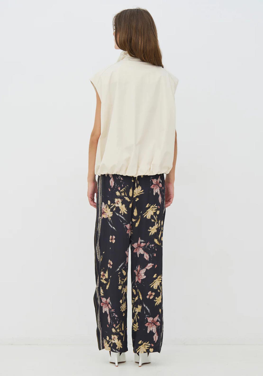 NU Denmark Chelsea Sleeveless Vest, Cream