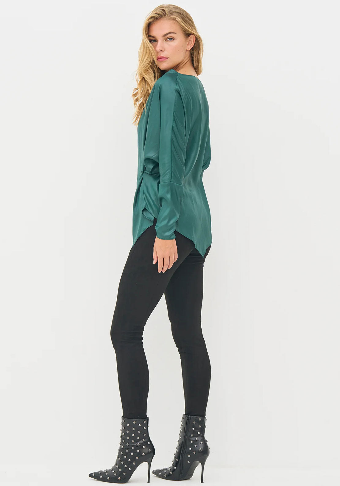 Nu Denmark Boel Ruched Silky Top, Green