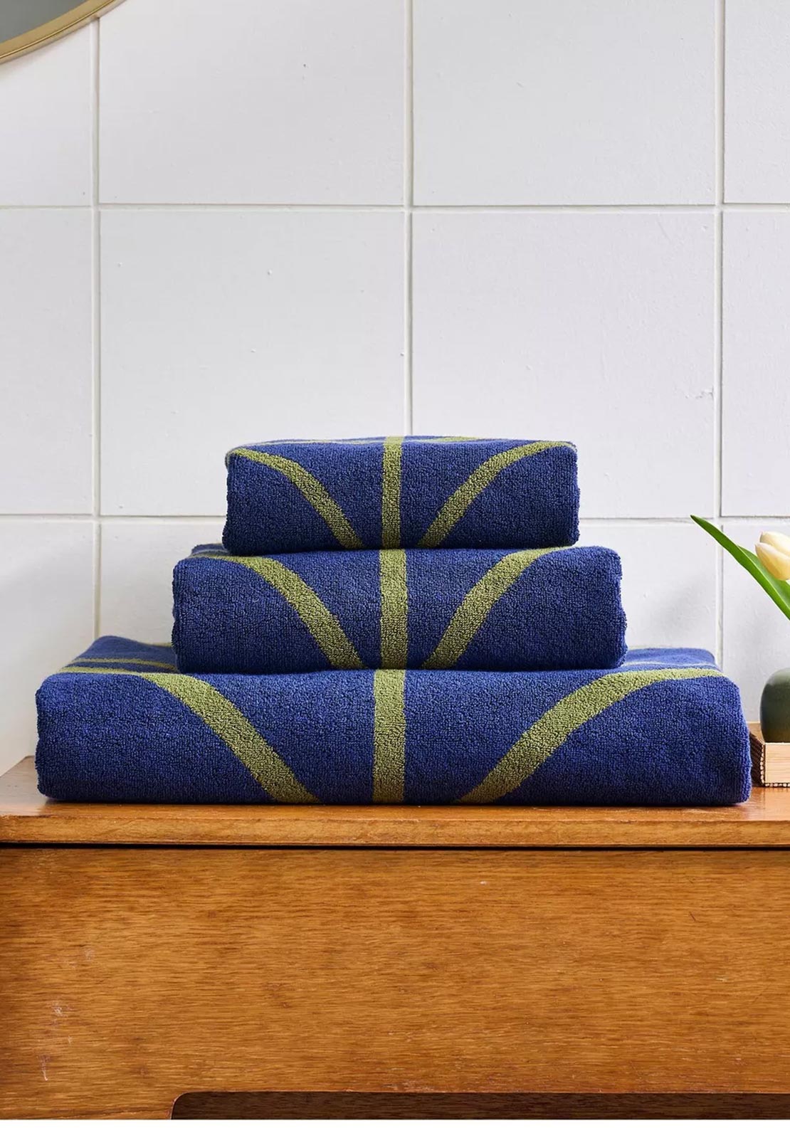 Orla Kiely Linear Stem Print Hand Towel, Navy and Green