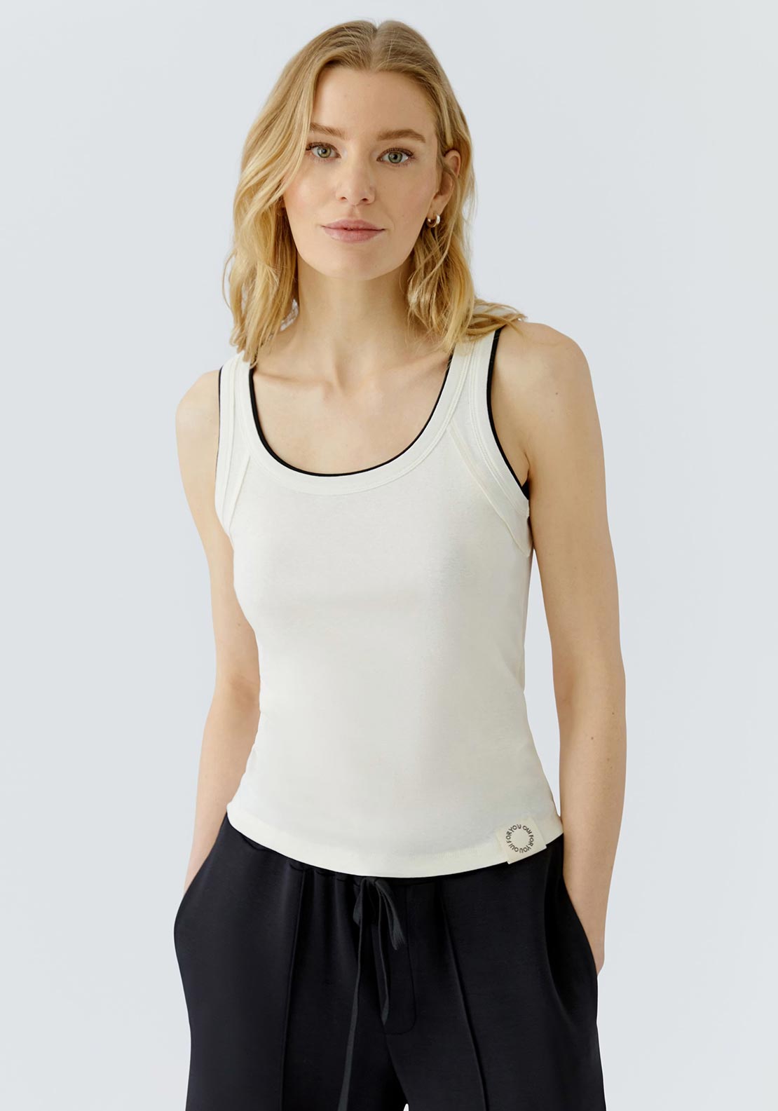 OUI TANK TOP