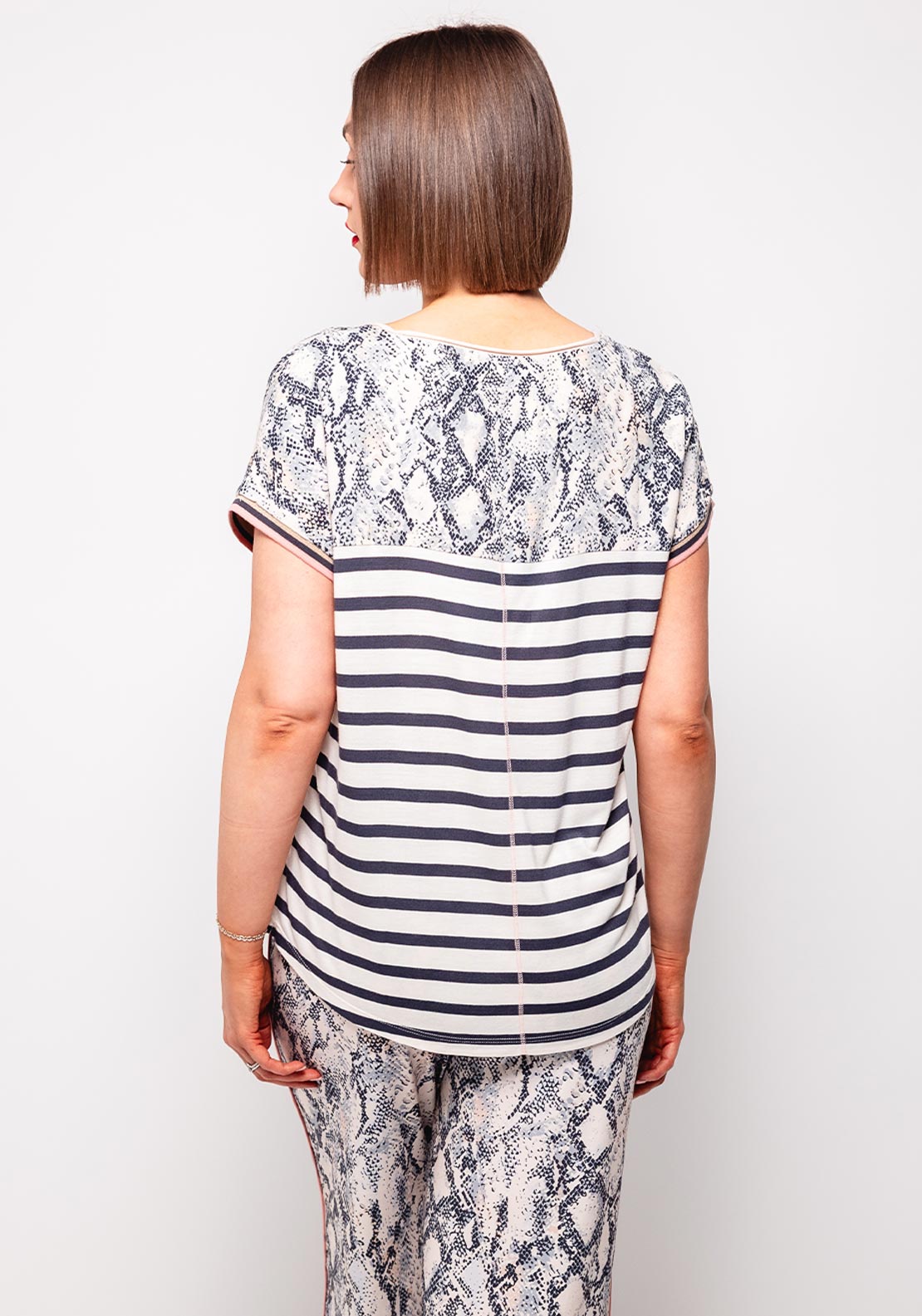 Oui Snake Print Contrast Back Top, Beige Multi