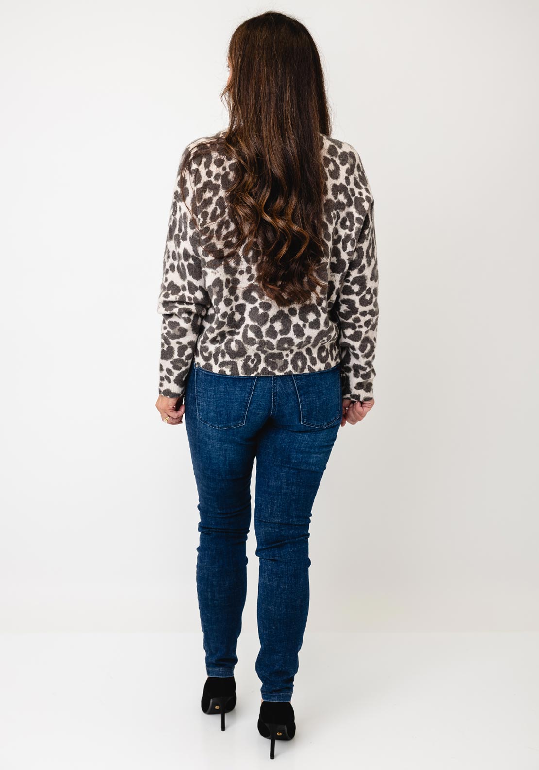 OUI JUMPER