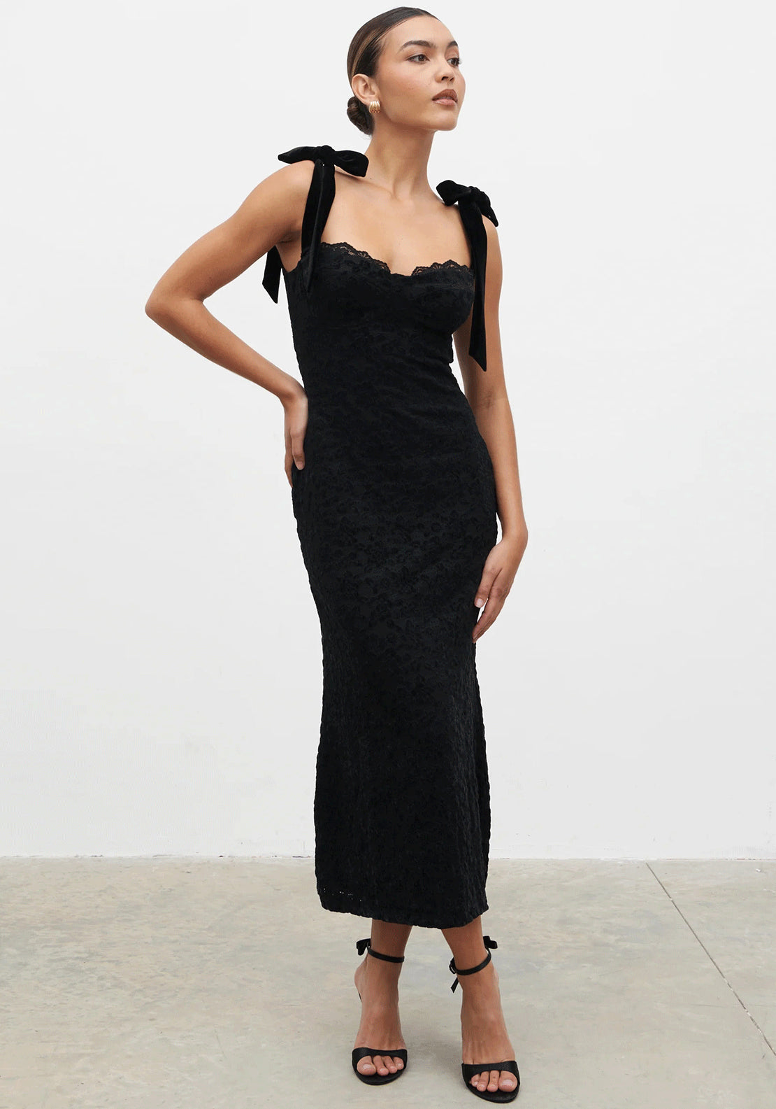 Pretty Lavish Serephina Lace Midaxi Dress, Black