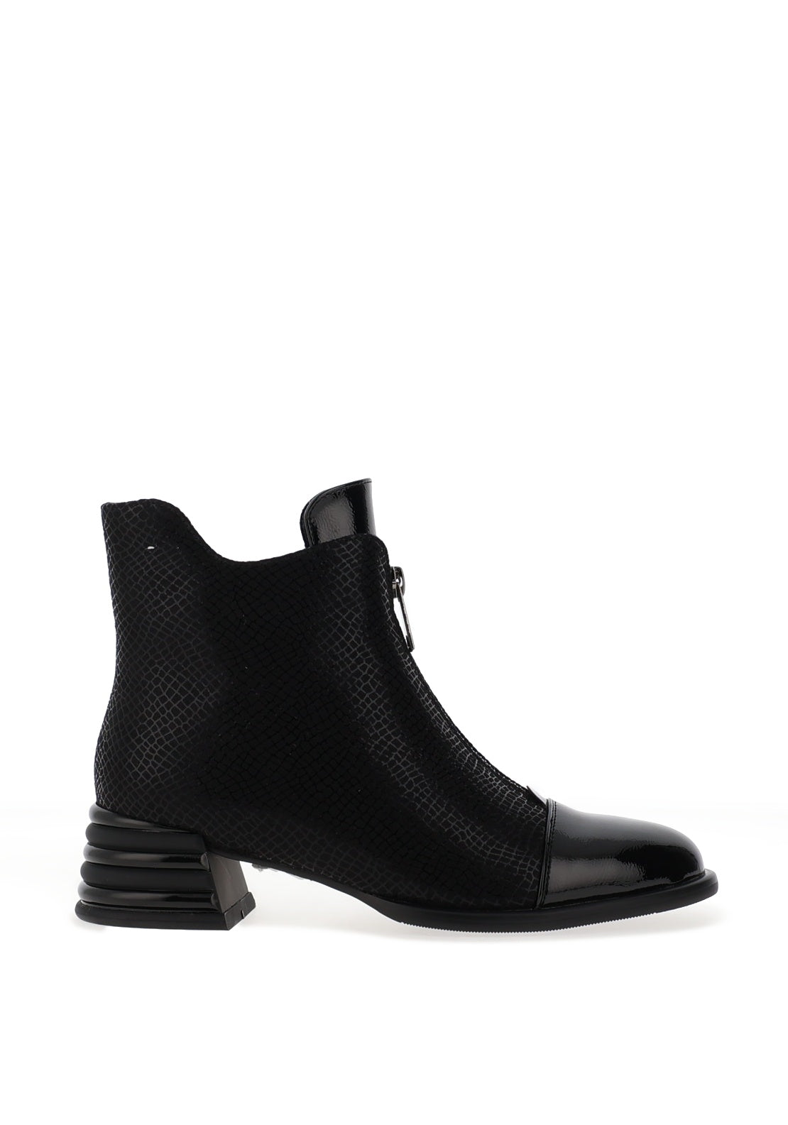 ESSENTIAL FOOTWEAR SHOE