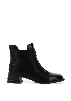 ESSENTIAL FOOTWEAR SHOE