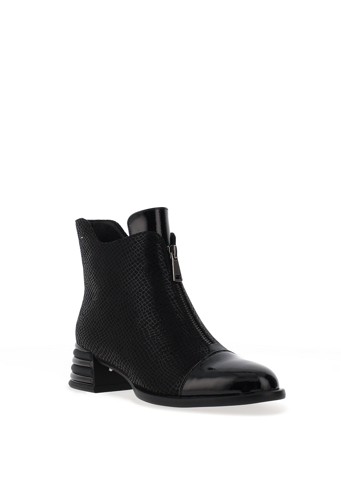 ESSENTIAL FOOTWEAR SHOE