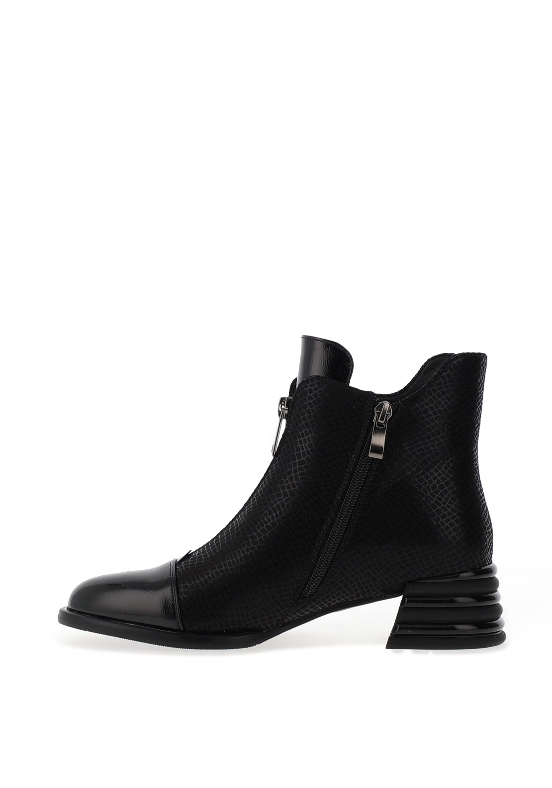 ESSENTIAL FOOTWEAR SHOE