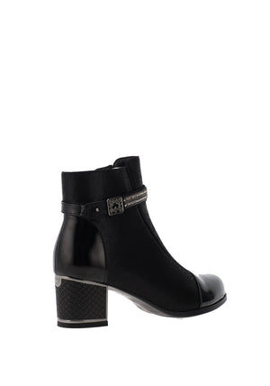 ESSENTIAL FOOTWEAR ANKLE BOOT