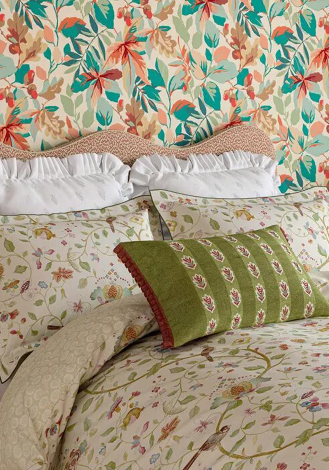 Sanderson Arils Garden Floral Duvet Set, Cream Multi