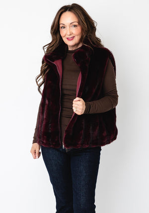 Serafina Collection Textured Zip Up Gilet, Wine