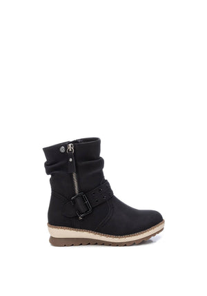 XTI Girls Buckle Ankle Boots, Black