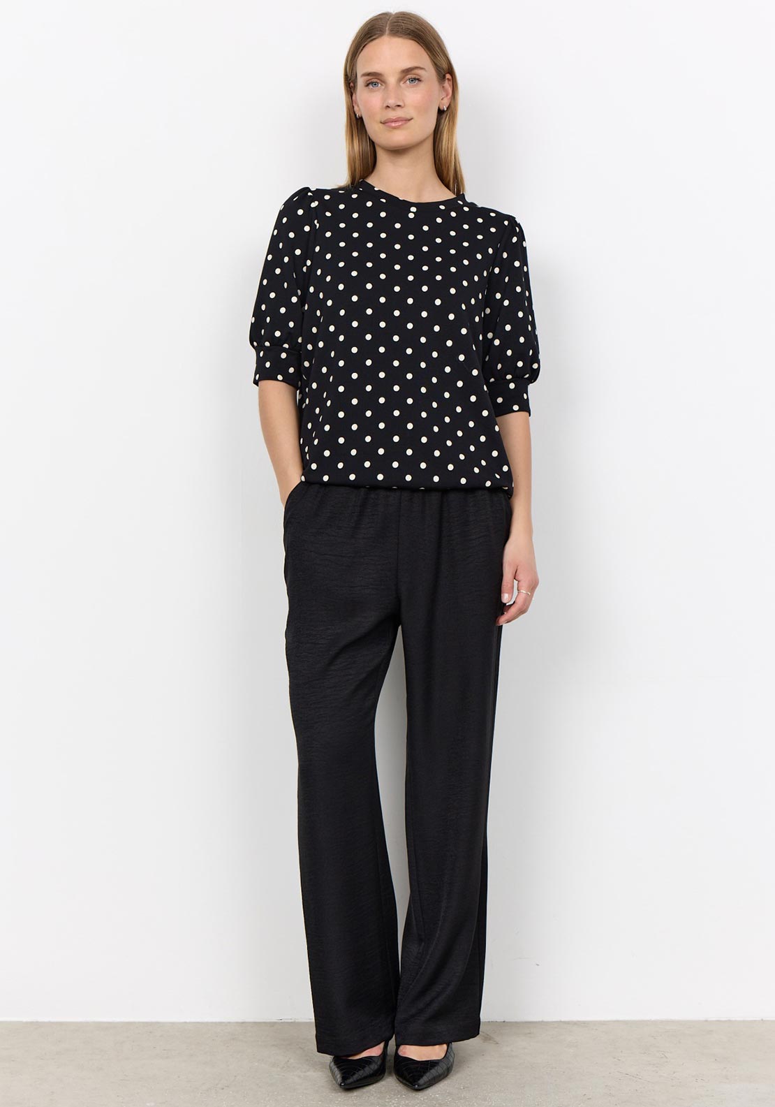 Soyaconcept Godiva Polka Dot Short Sleeve Sweatshirt, Black