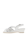 Suave Womens Capri Leather Multi Strap Sandals, White