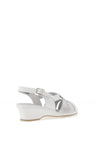 Suave Womens Capri Leather Multi Strap Sandals, White