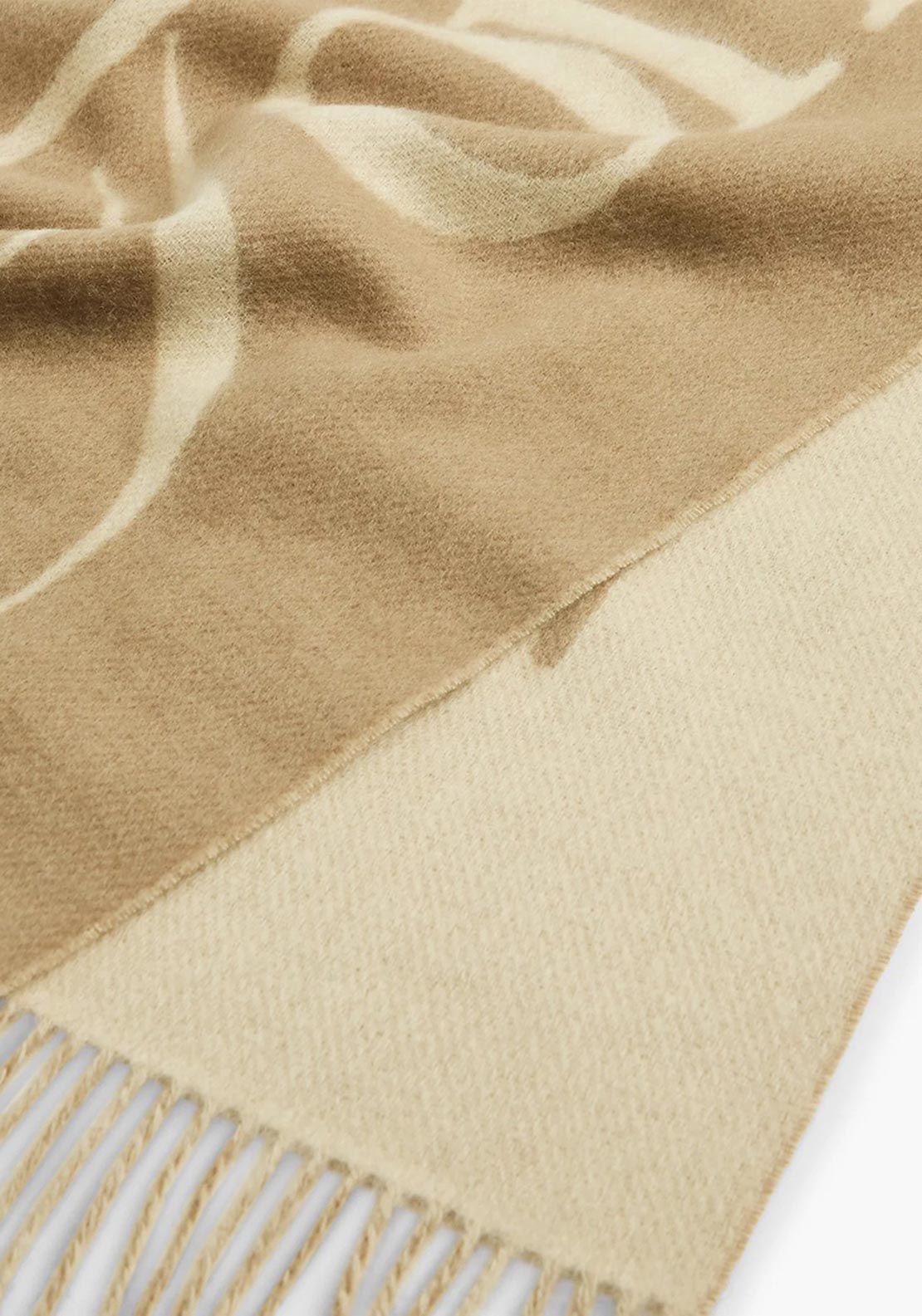 Tommy Hilfiger Wool Script Logo with Fringe Detail Scarf, Beige
