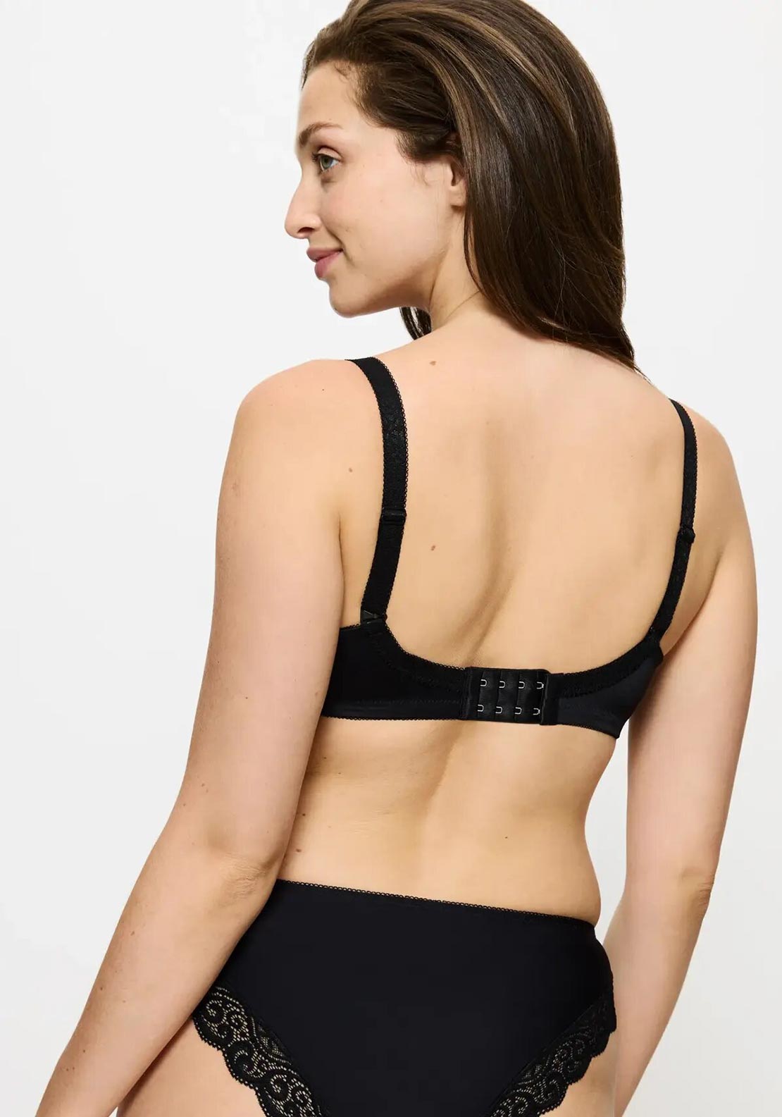 Triumph Amourette Minimizer Bra, Black