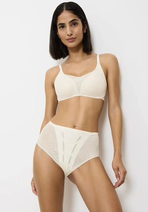Triumph Shape Smart Smart Ellipse Padded Bra, Ecru White