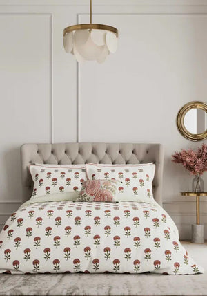 V&A Regal Marigold Duvet Set, White