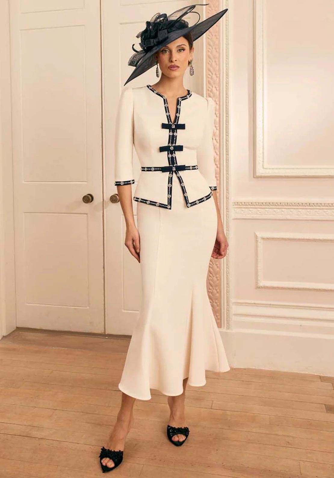 Veni Infantino Bow Detail Fishtail Dress, Cream and Navy