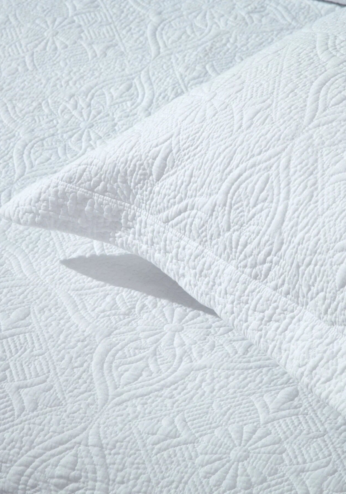 Forever England Windsor Cushion Cover, White
