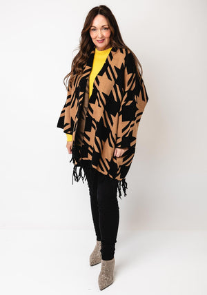 Serafina Collection One-Size Houndstooth Print Cape, Tan