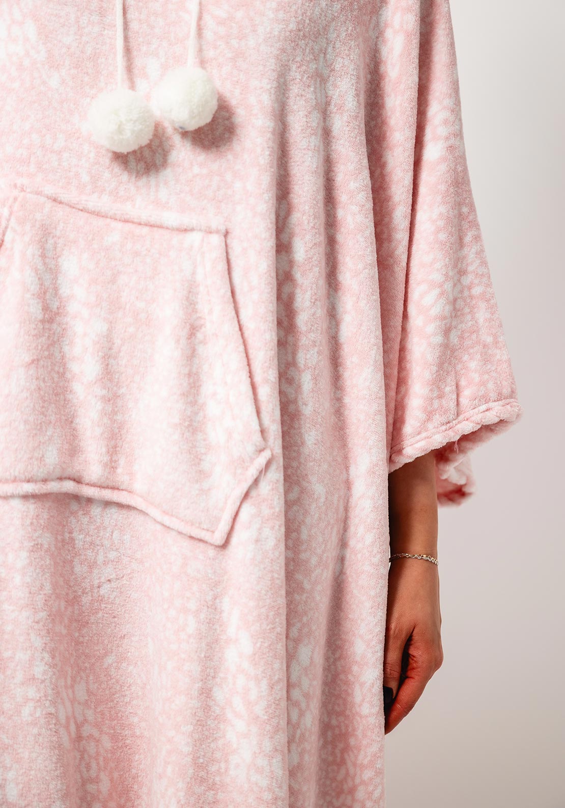 Serafina Collection One Size Hooded Snuddie, Pink