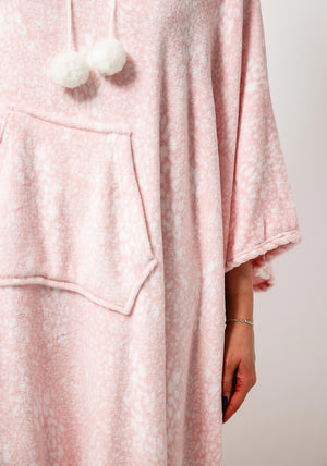Serafina Collection One Size Hooded Snuddie, Pink