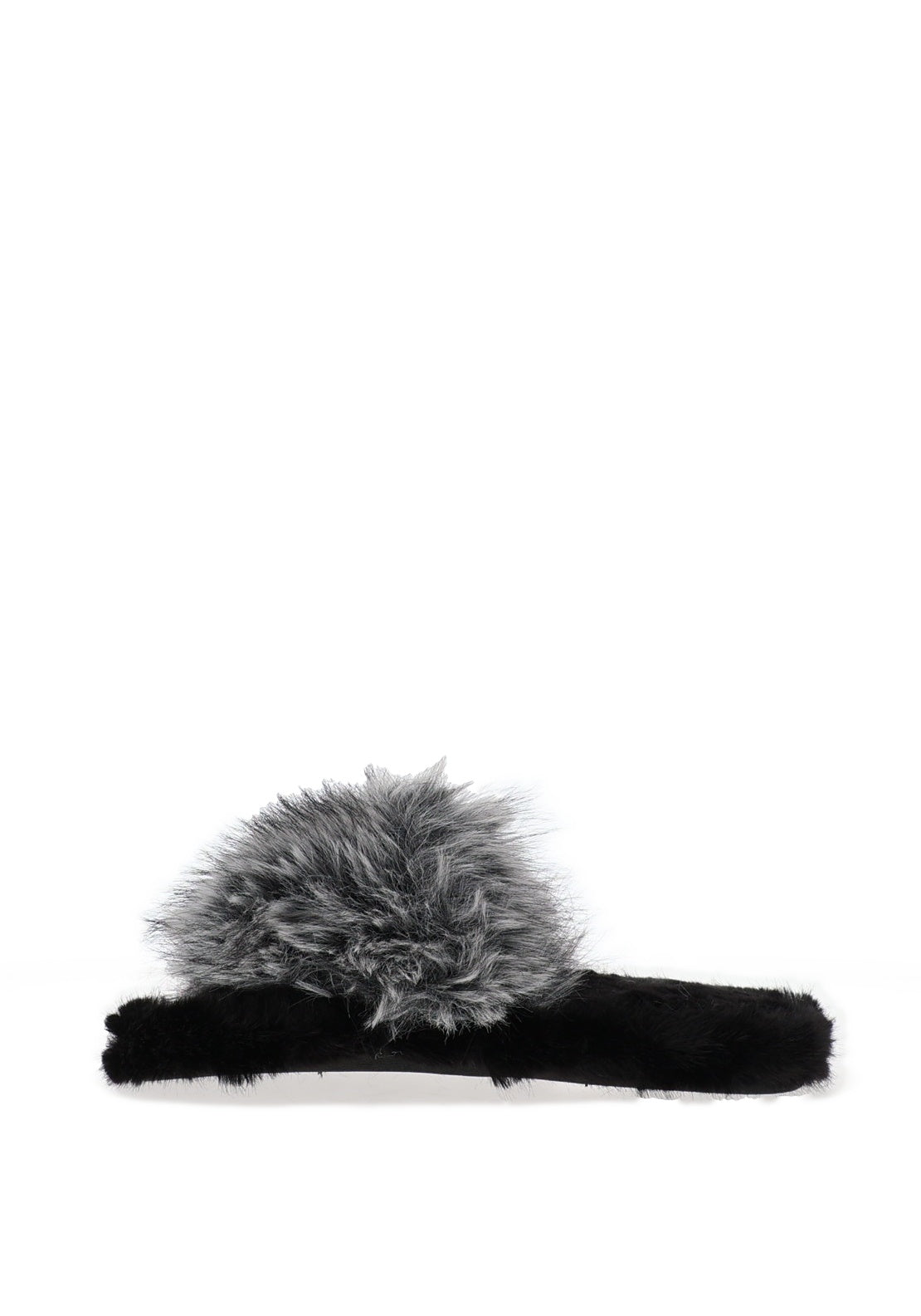 LADIES SLIPPERS