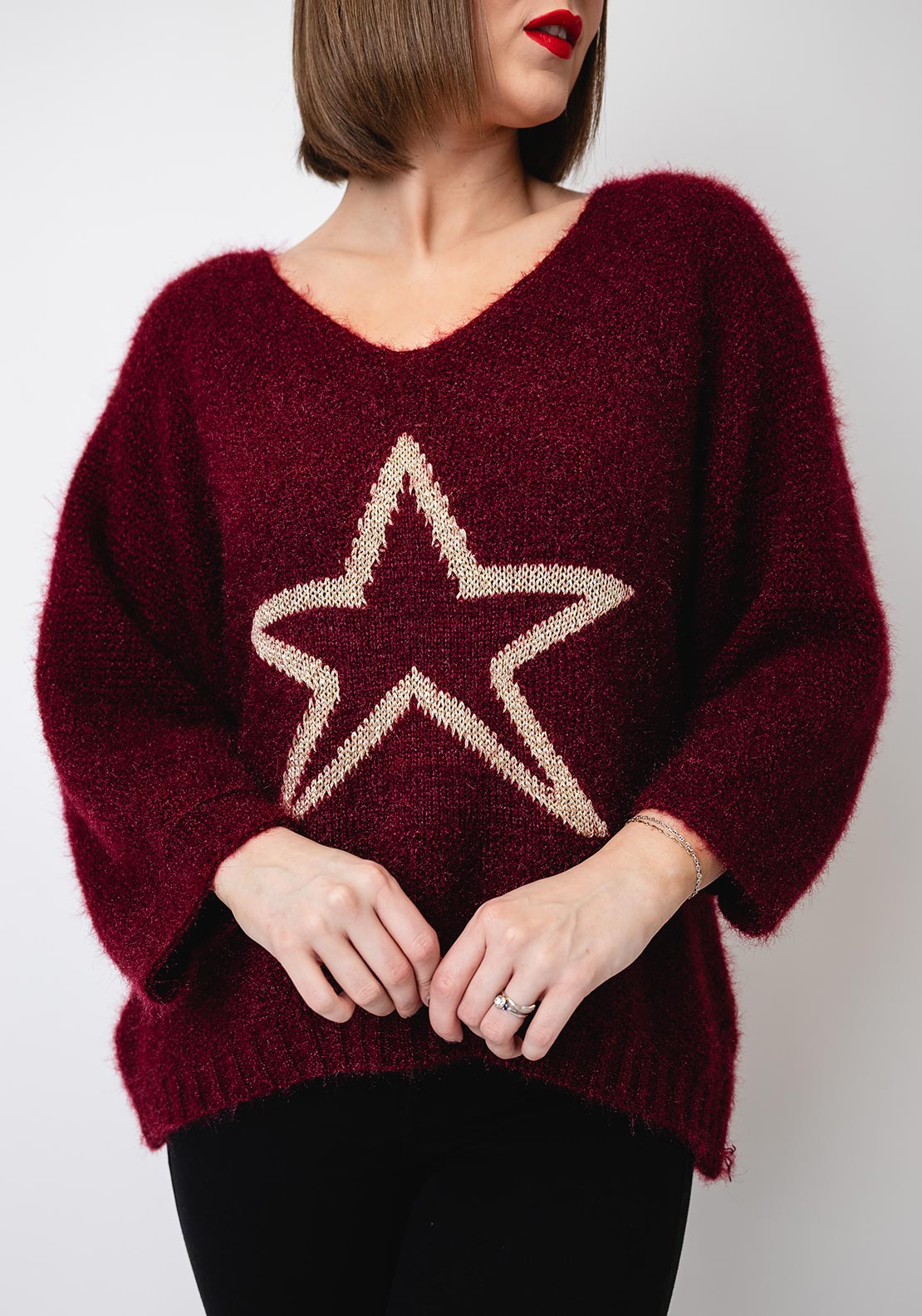 Serafina Collection One Size Star V Neck Jumper, Wine