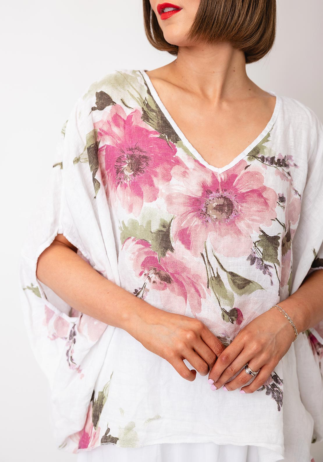 Serafina Collection One Size Floral Linen Top, White