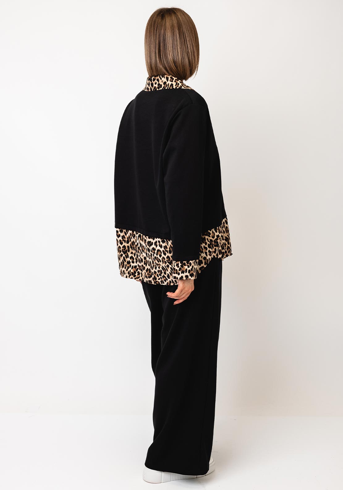 LADIES LEISURE SUIT