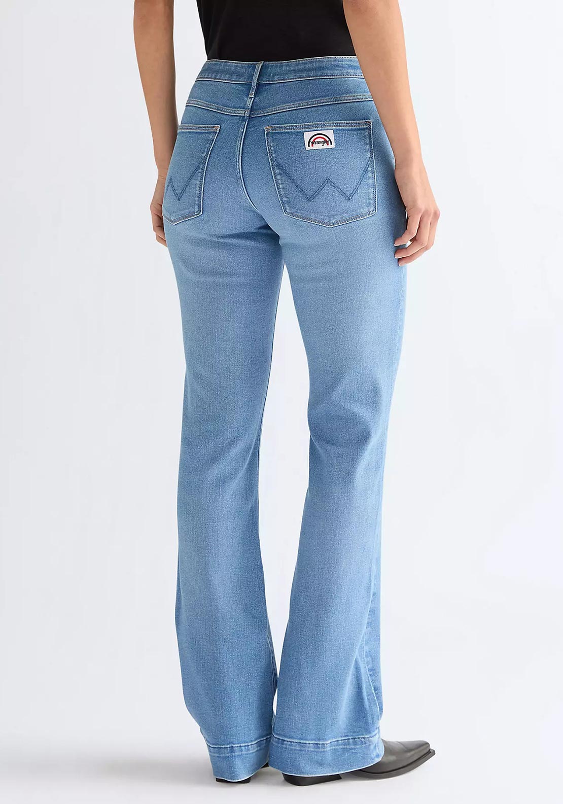 Wrangler Patch Pocket Detail Flared Jeans, Blue
