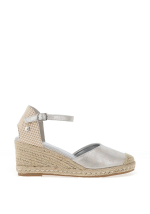 Xti Womens Metallic Espadrille Wedge Sandals, Silver