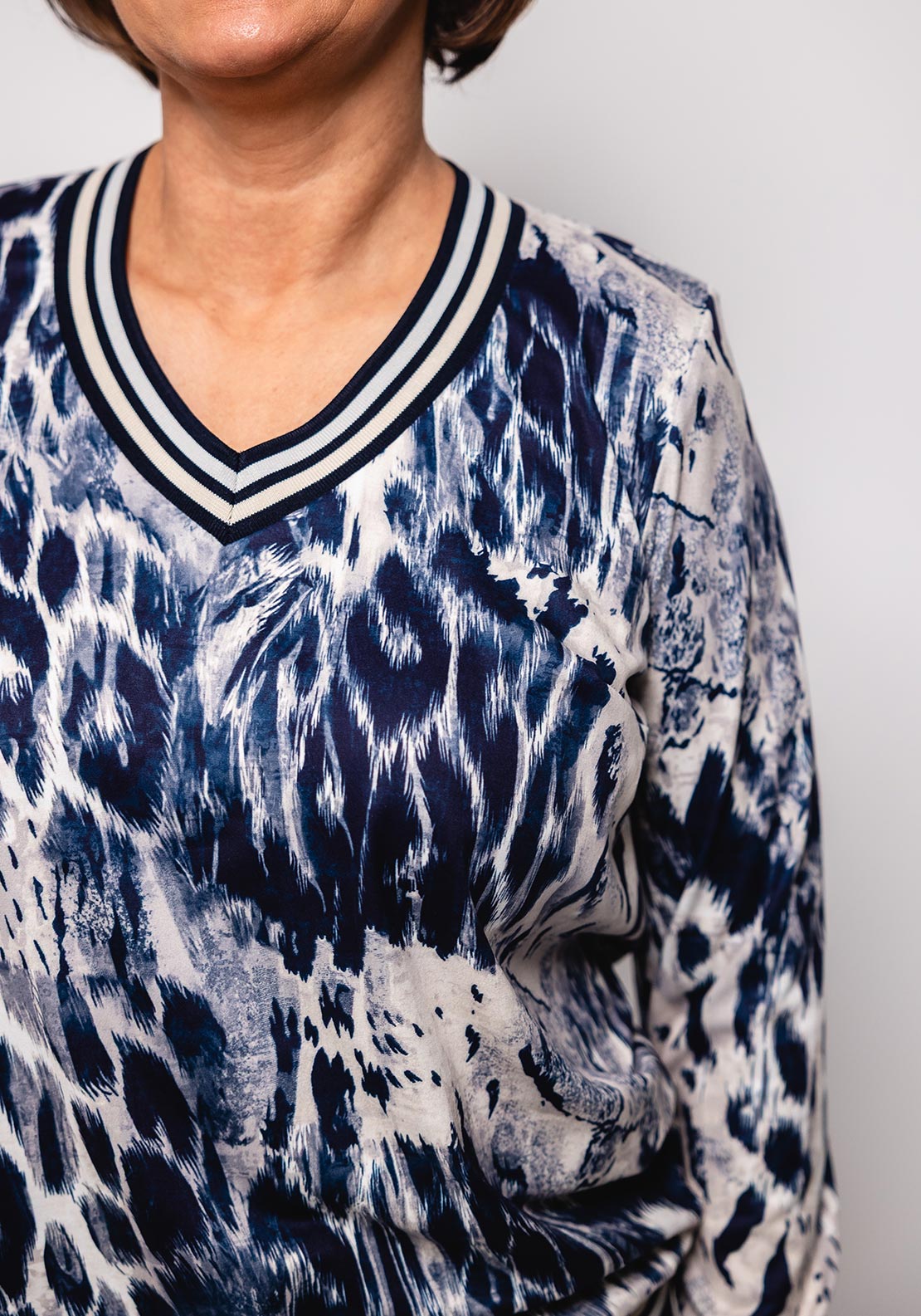 Yew V Neck Animal Print Top, Navy Multi