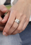 POM Simple Hammered Spinning Ring, Silver Size 60