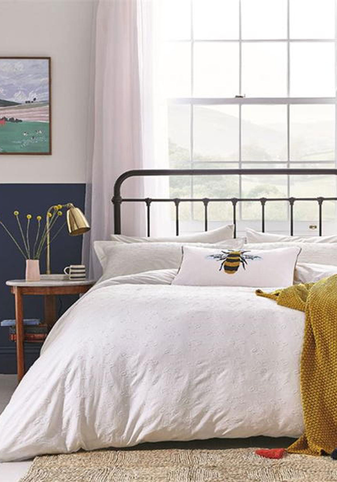 Joules Botanical Bee Clipped Duvet Cover, Chalk