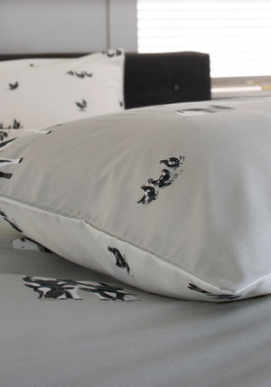 Deyongs Cows Sheep Chickens Print Duvet Set, Grey