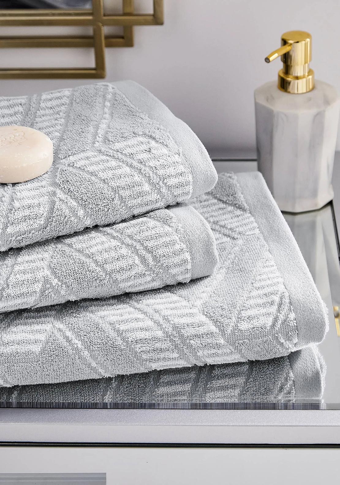 Helena Springfield Modern Deco Astoria Towels, Silver
