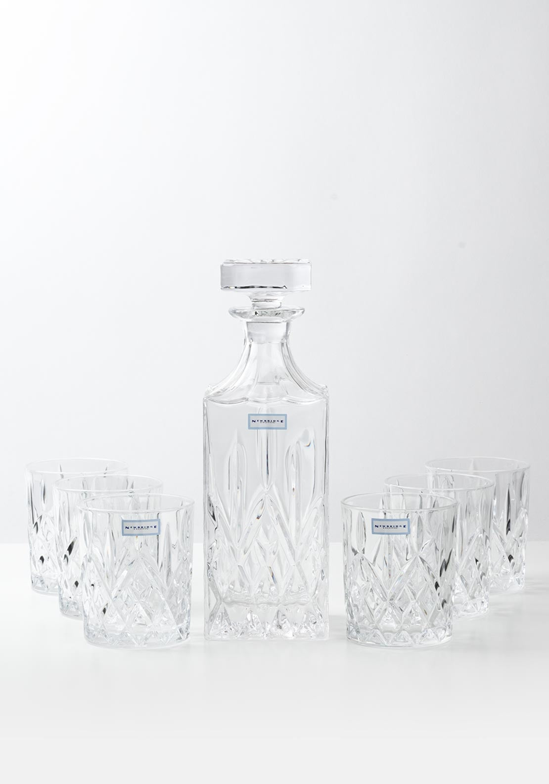 Newbridge Whiskey Decanter with 6 Whiskey Glasses McElhinneys