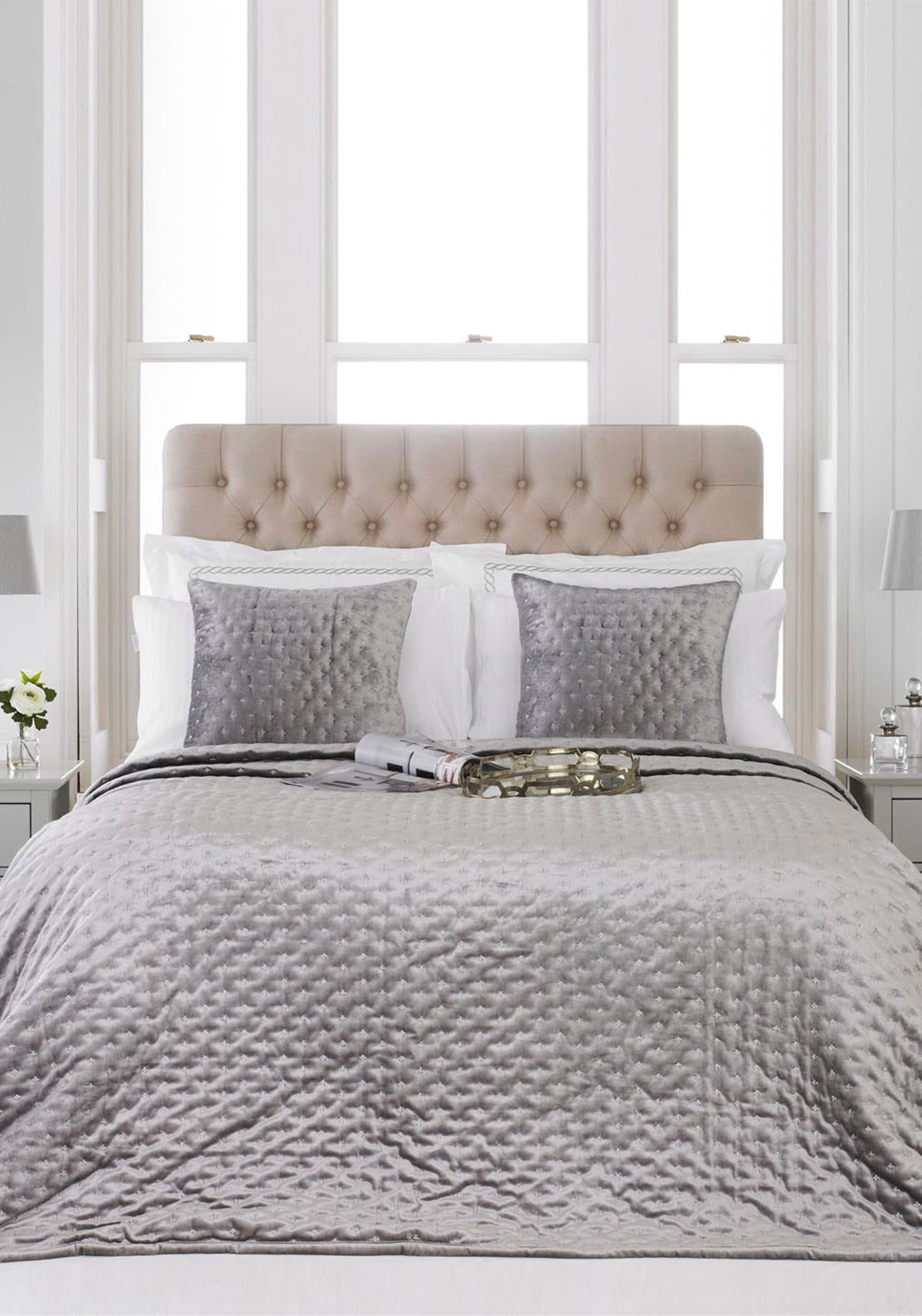 Paoletti Moonlight Bedspread, Silver