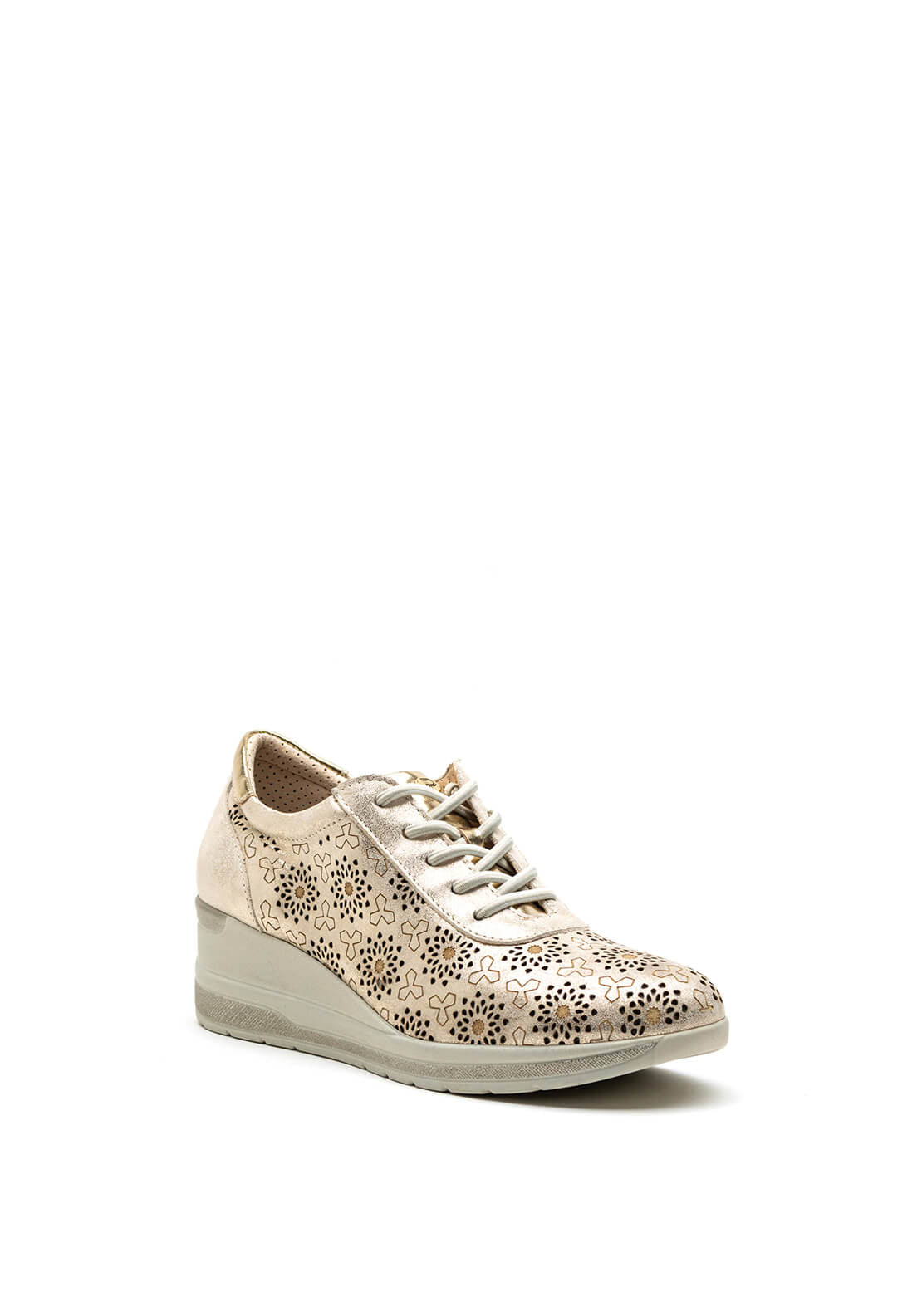 Pitillos Floral Pattern Laser Cut Wedge Shoe, Gold