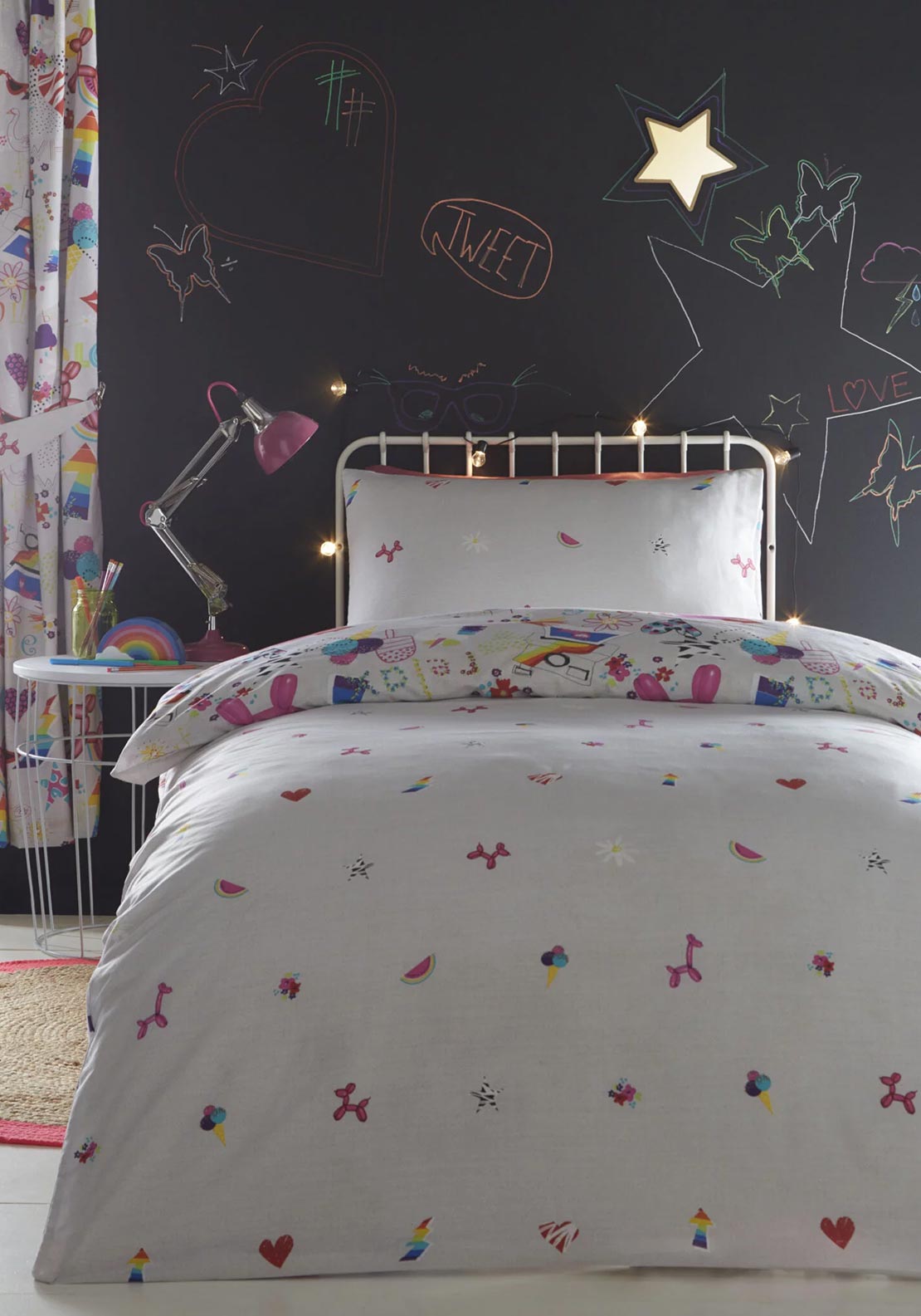 Portfolio Reversible Kids Sketch Duvet Set, Pink