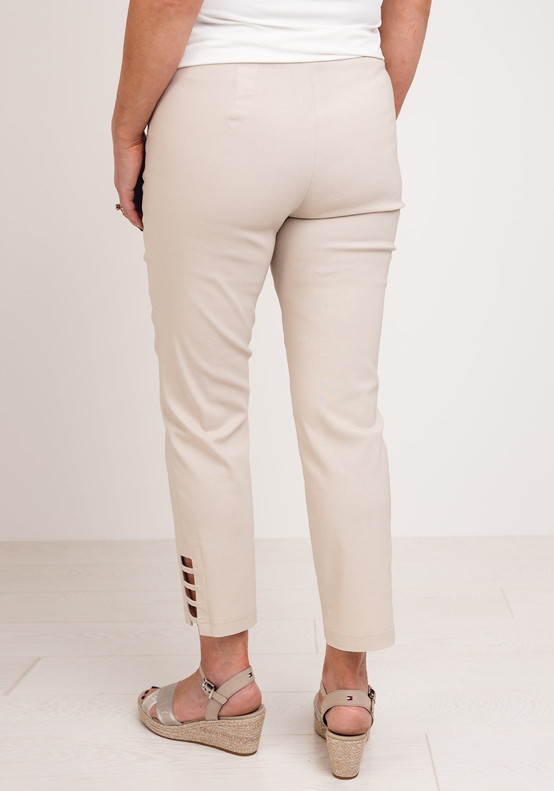 Robell Lena Slim Fit Stretch Cropped Trousers, Beige