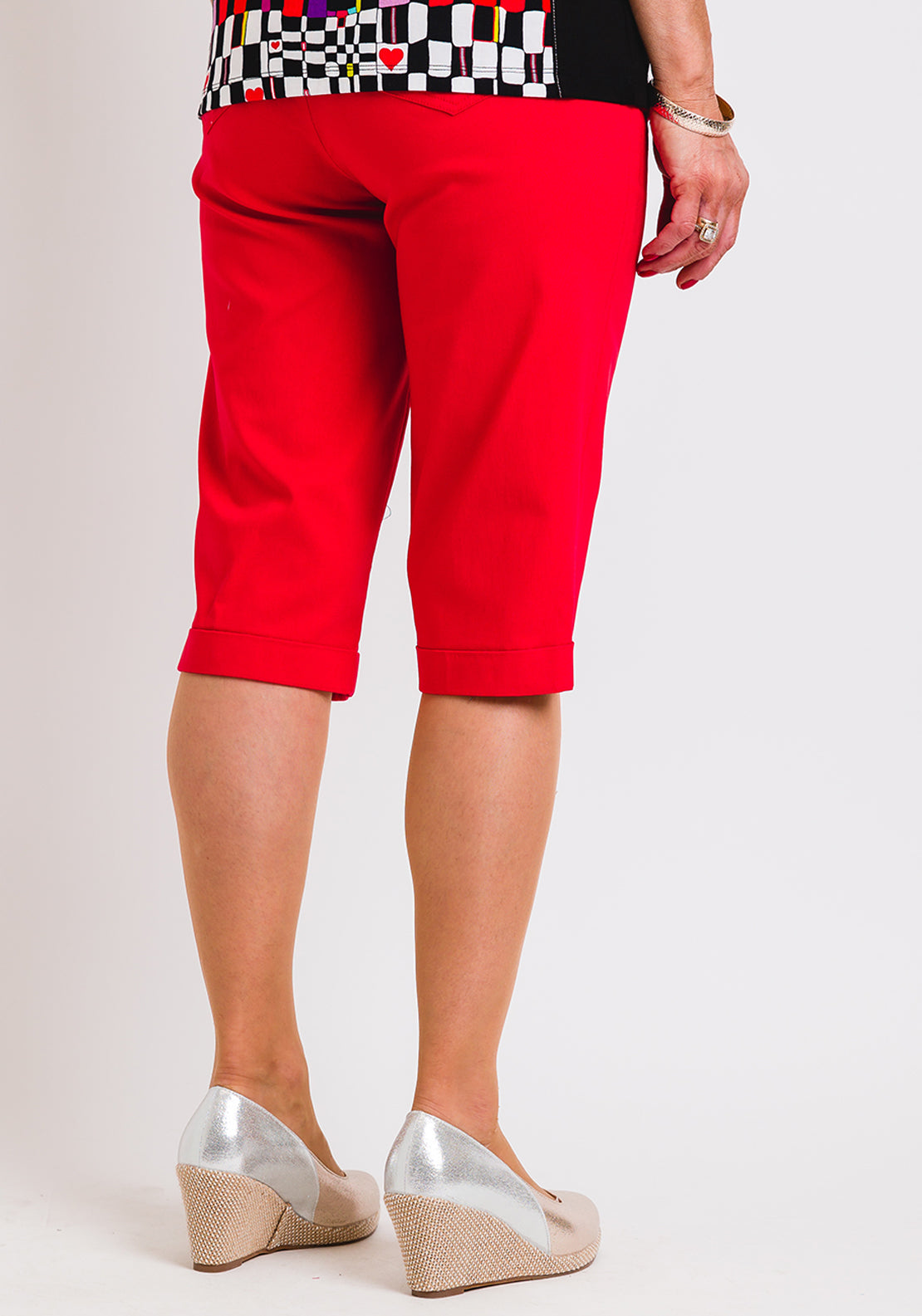 Robell Bella 05 Slim Knee Length Shorts, Red