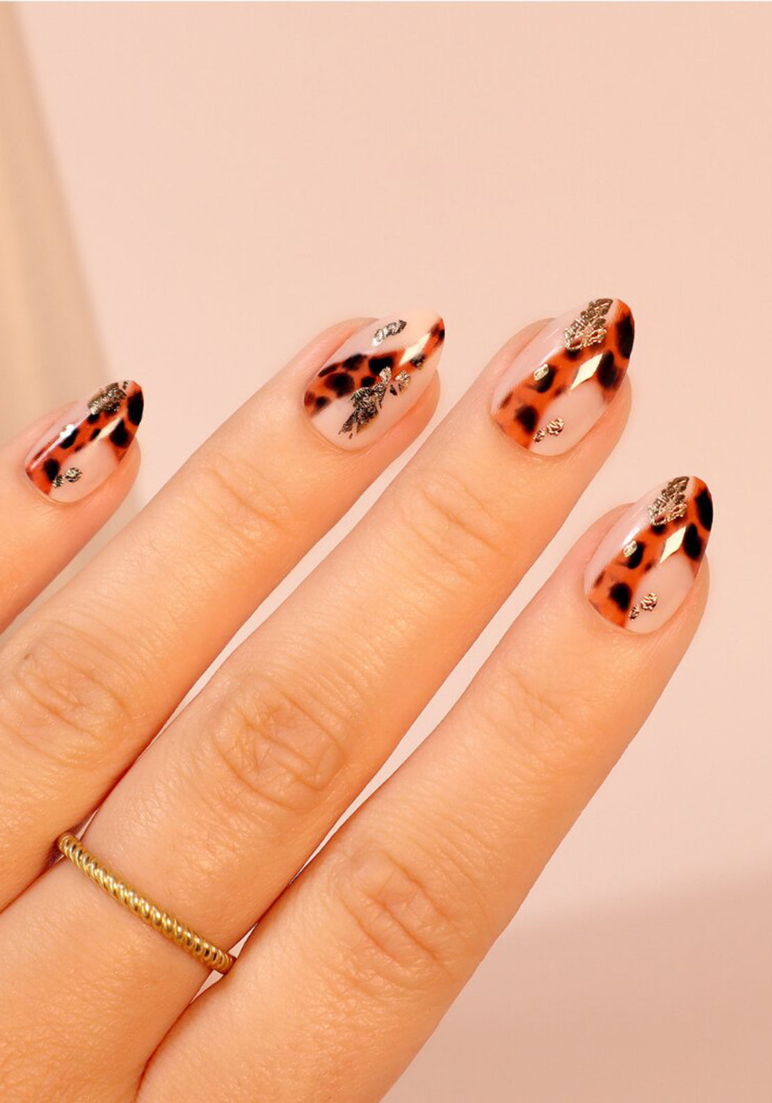 SoSu Salon Nails Medium Length, Call Me