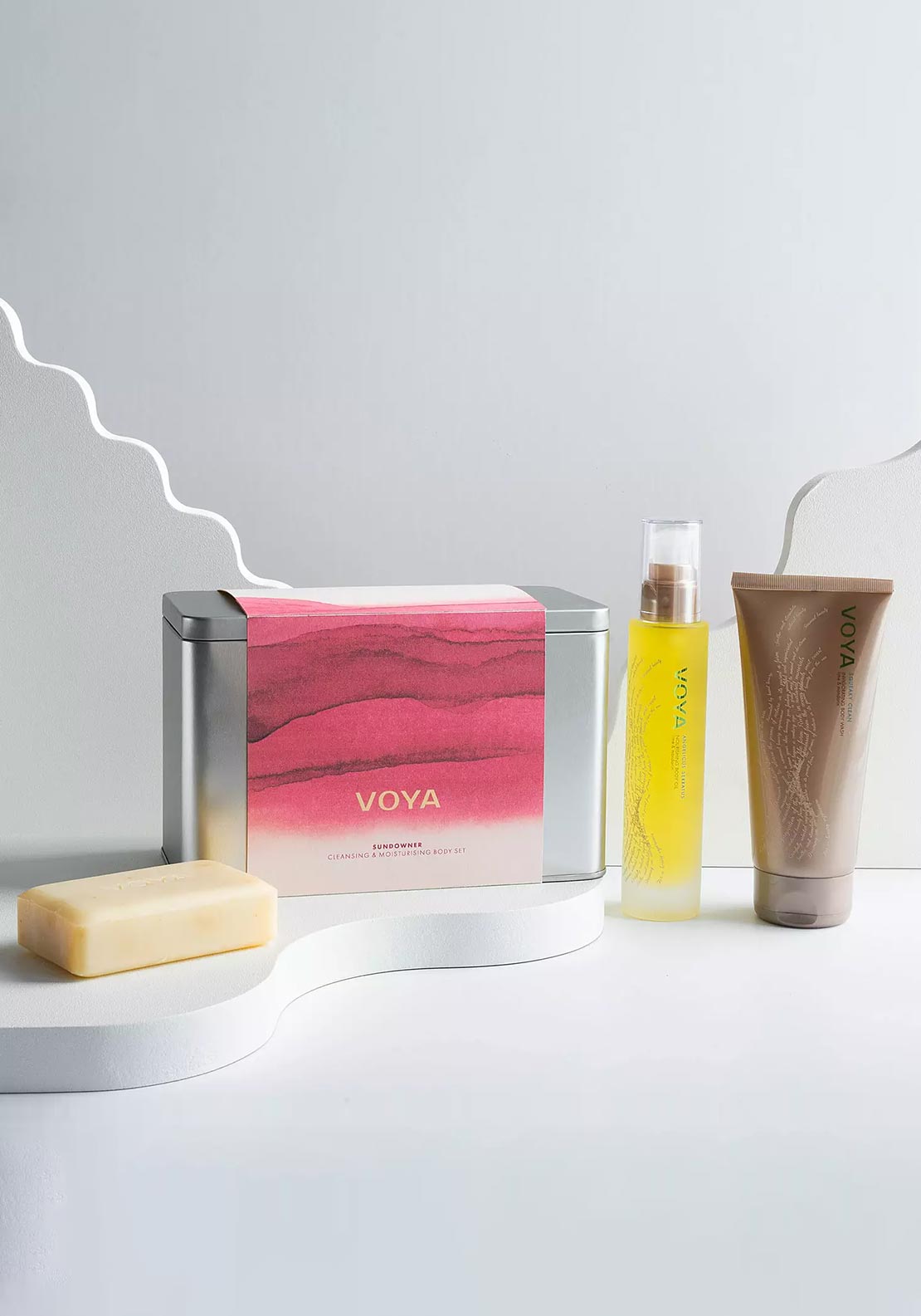 Voya Sundowner Cleansing and Moisturising Body Set